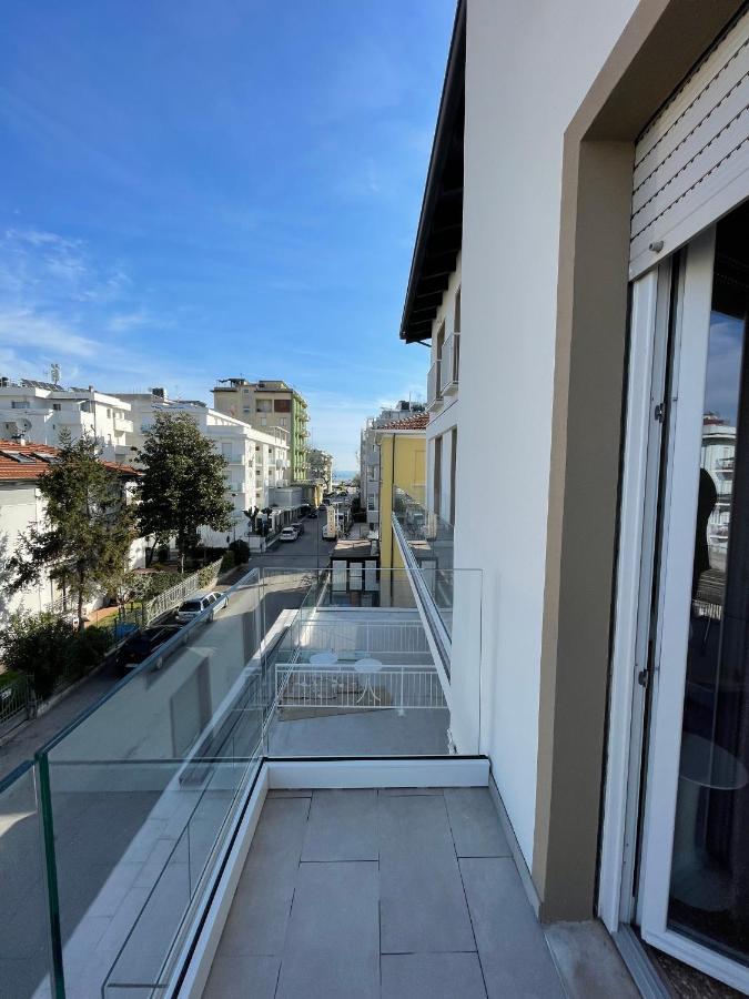 Hotel Alex Rimini Exterior photo